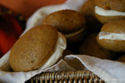 Pumpkin-Whoopie-Pies.close_
