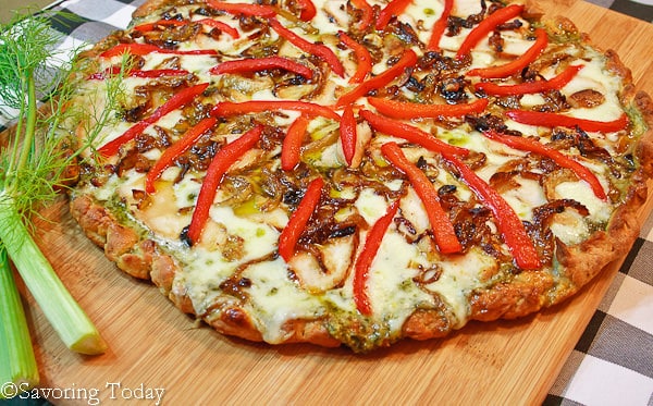 Pesto, Chicken, Caramelized Onion & Fennel Pizza: Five Pies in Five Days