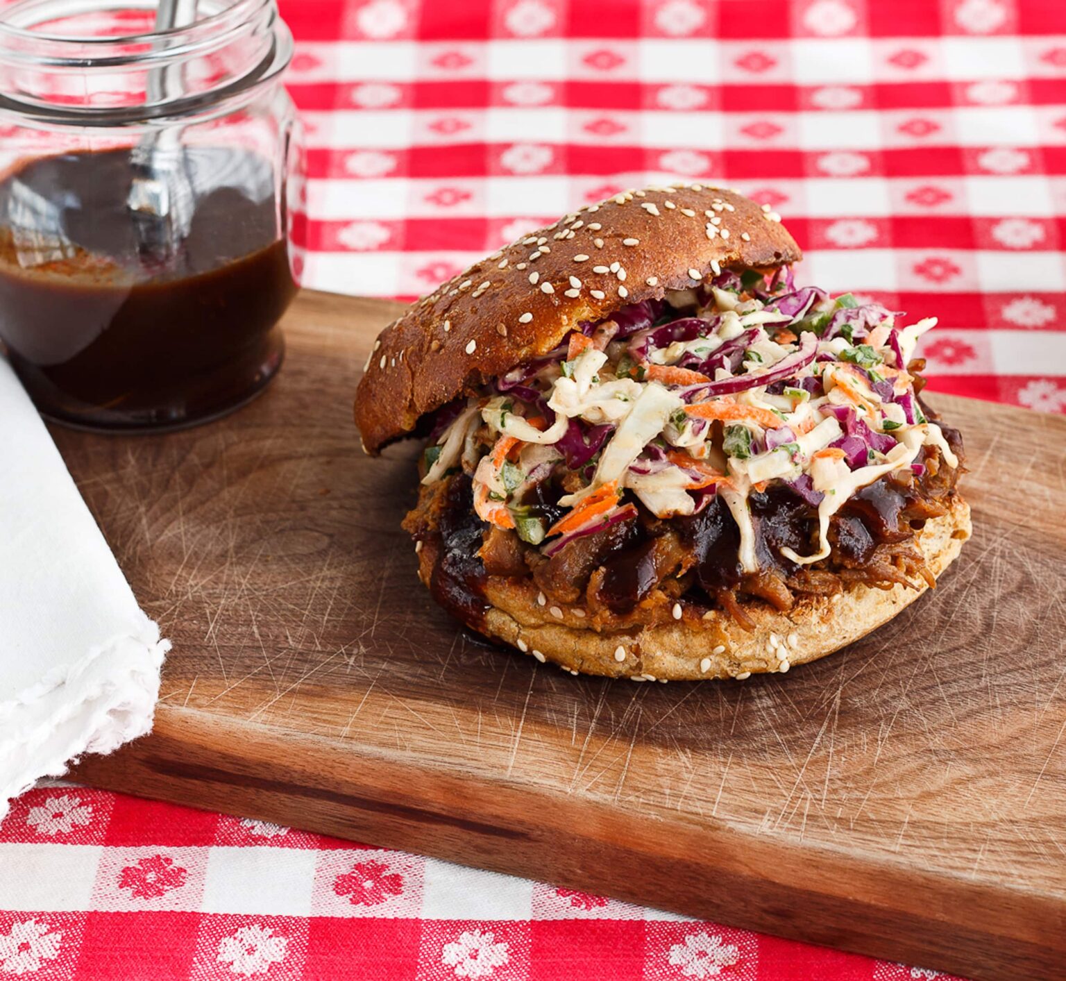 Grilled Pulled Pork Sandwiches Get THE BEST Smoke Flavor