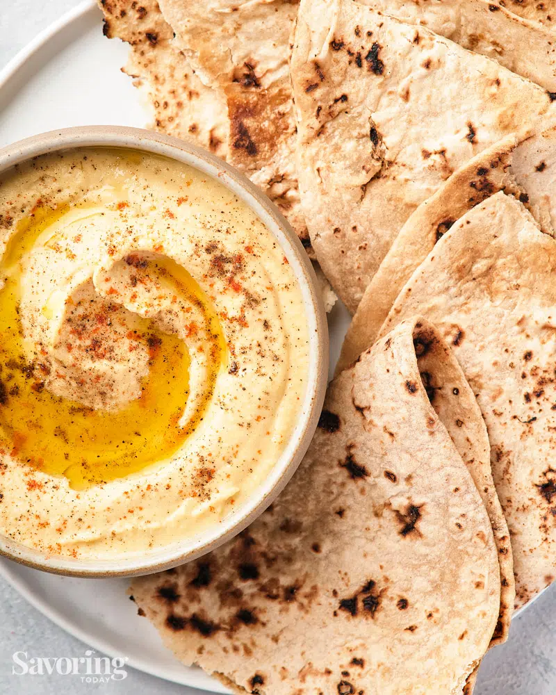 hummus made with chickpeas garnished with oil