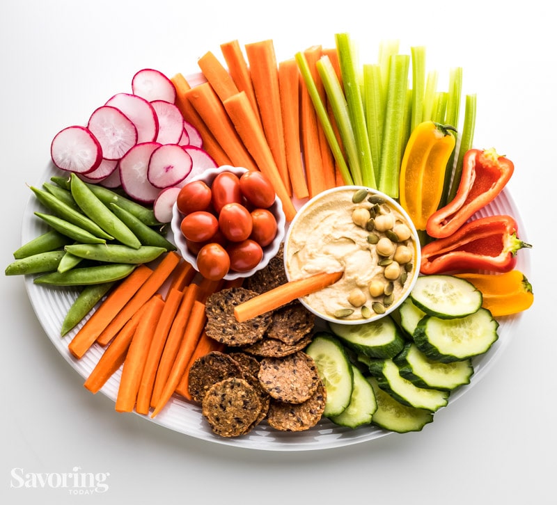 Hummus served with fresh vegetables